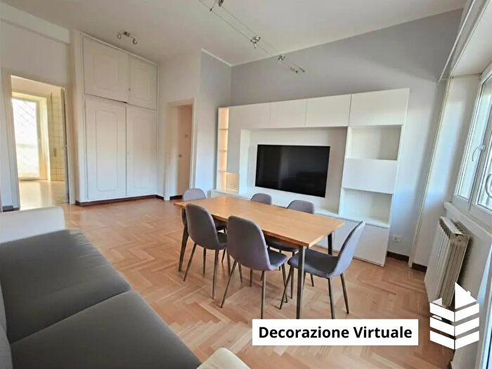 Appartamento trilocale in vendita in Via di Grottarossa, Roma