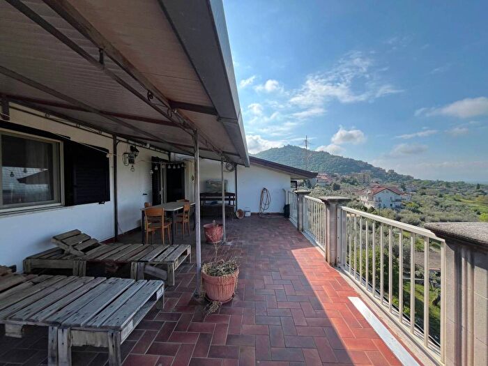 Casa con 5 locali in affitto in Via Santa Maria Nuova, Roccasecca