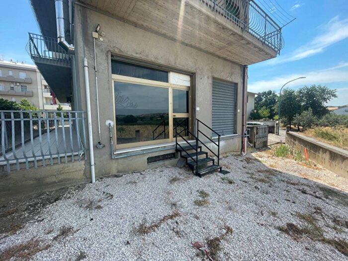 Appartamento bilocale in affitto in Via Amilcare Ponchielli, Centro, San Salvo