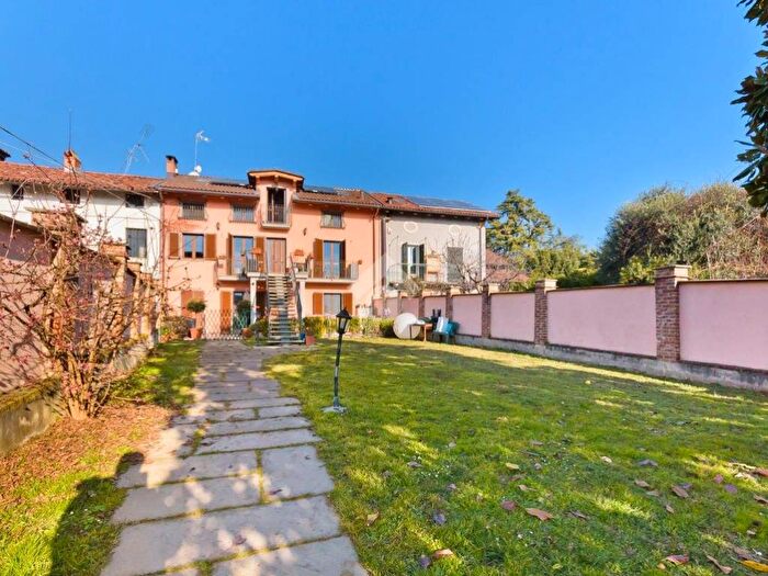 Appartamento con 5 locali in affitto in Via Pinto, Pecetto Torinese