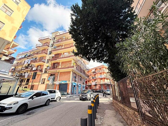 Appartamento quadrilocale in vendita in Via Vecchia San Gennaro, Pozzuoli