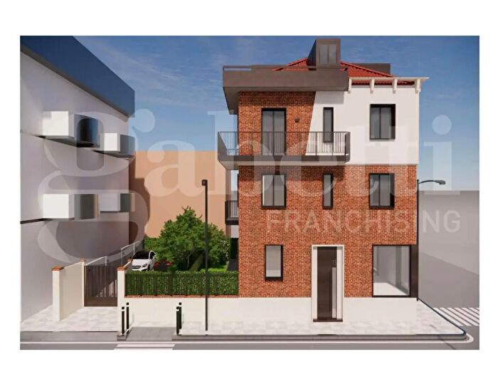 Appartamento con 6 locali in vendita in Corso Susa, Rivoli