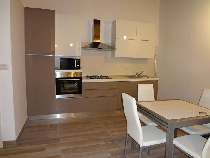 Appartamento bilocale in affitto in Via Giuseppe Barbaroux, Quadrilatero Romano, Torino