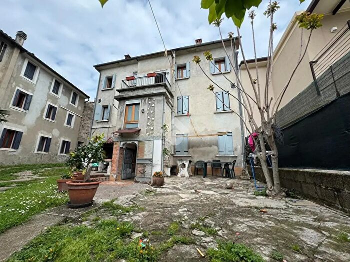 Casa con 5 locali in vendita in Via del Fante, Vittorio Veneto