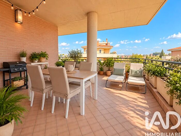 Appartamento trilocale in vendita in Via Attilio Micheluzzi, Roma