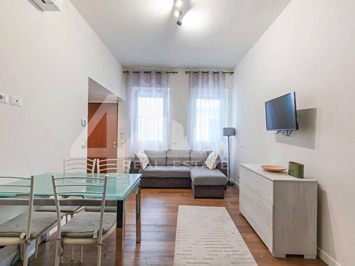 Appartamento bilocale in affitto in Via Giuseppe Pellizza da Volpedo, Monte Rosa Lotto, Milano