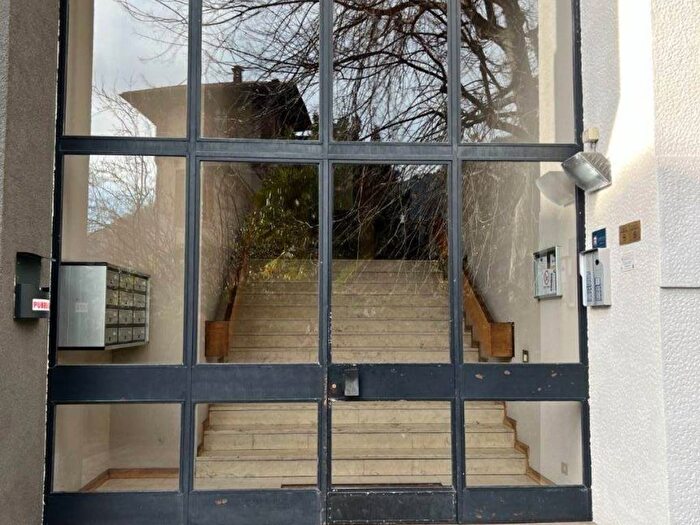 Appartamento quadrilocale in affitto in Via Alessandro Volta, Cernobbio