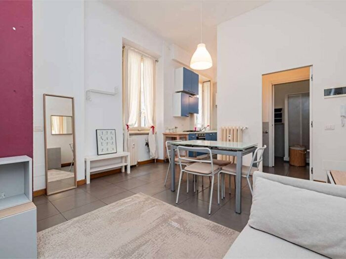 Appartamento bilocale in affitto in Via Giorgio Jan, Morgagni, Milano