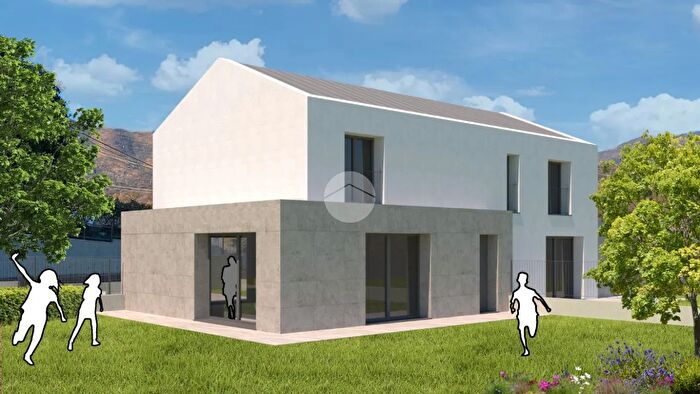 Casa con 5 locali in vendita in Via Baratonia, La Cassa