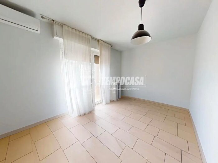 Appartamento trilocale in vendita in Milano