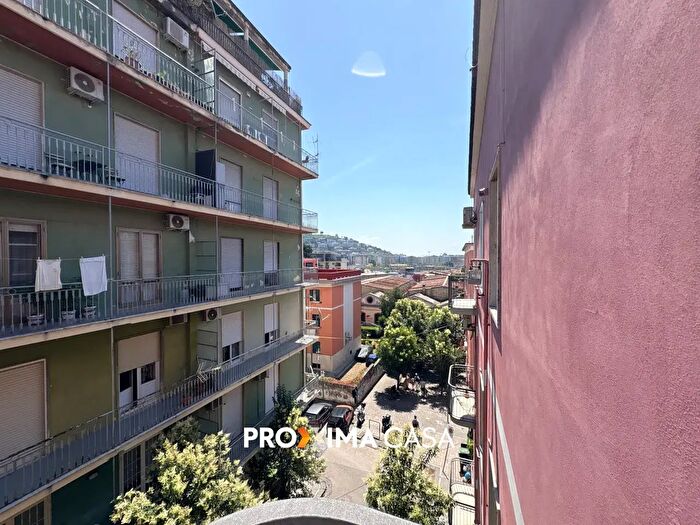 Appartamento trilocale in vendita in Via Zara, Salerno