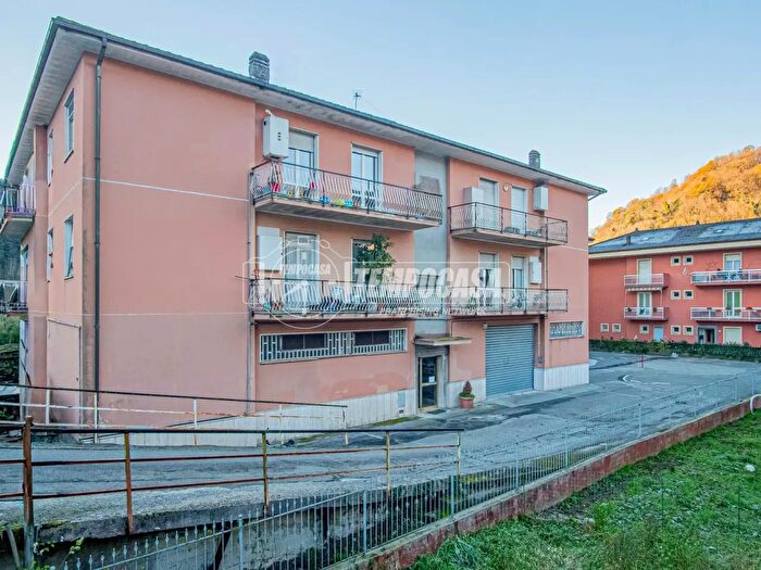 Appartamento trilocale in vendita in Cogorno