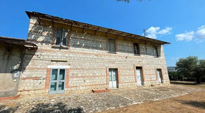 Casa quadrilocale in vendita in Contrada San Vitale Benevento Campania Italia, Benevento