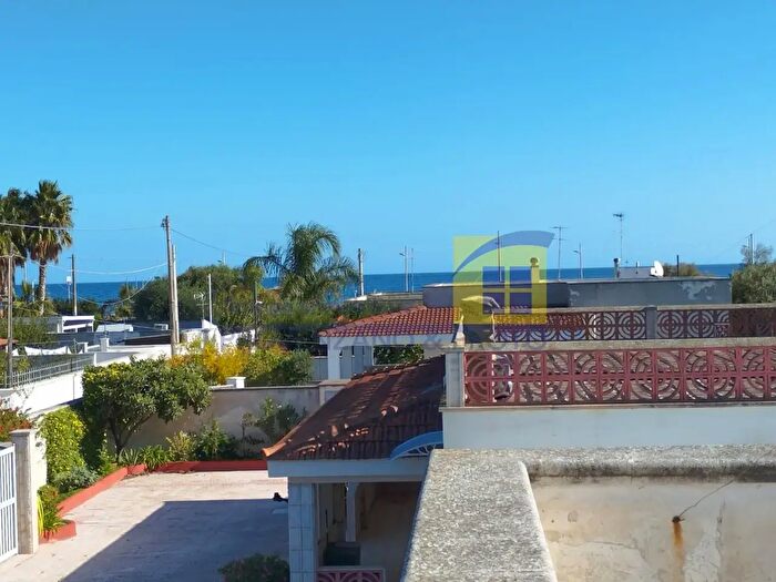 Appartamento con 5 locali in vendita in Via Cristo Re, Brindisi