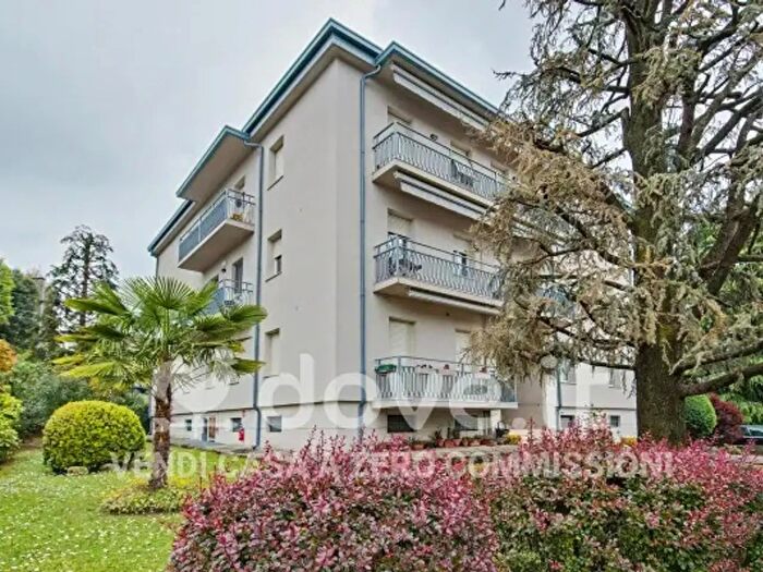 Appartamento trilocale in vendita in Via Abruzzi, Curno