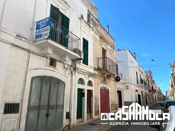 Appartamento bilocale in vendita in Mola Di Bari