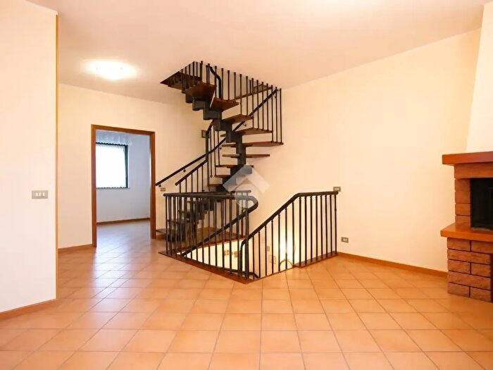 Casa con 5 locali in vendita in Via Fratelli Bastia, Sala Bolognese