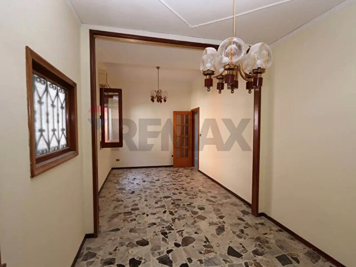 Casa quadrilocale in vendita in Alessandro Volta, Santa Venerina