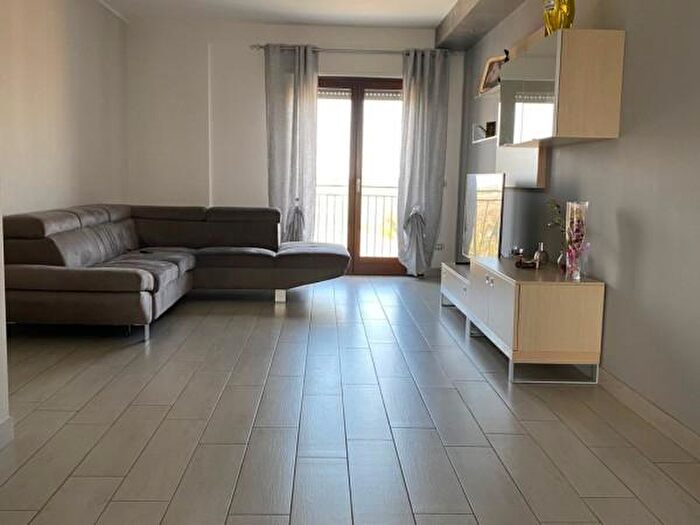 Appartamento trilocale in vendita in Mirandola