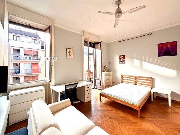 Appartamento quadrilocale in affitto in Via Filippino Lippi, Città Studi, Milano