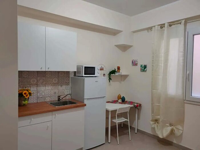 Appartamento monolocale in affitto in Via Rosario Gregorio, Palermo