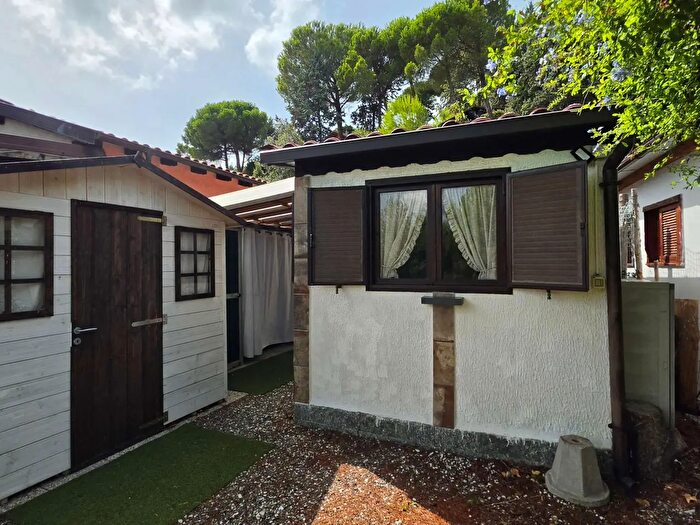 Casa bilocale in vendita in Via Pineta, Cisano Sul Neva