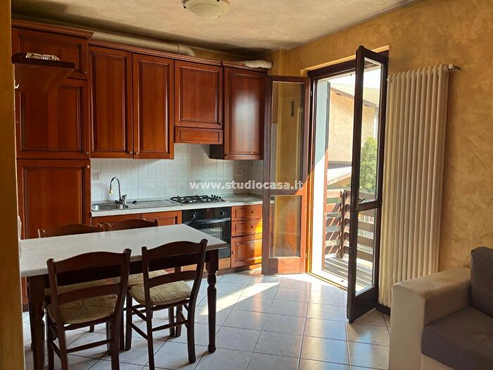 Appartamento bilocale in vendita in Inzogno, Zogno
