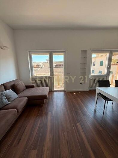 Appartamento trilocale in affitto in Via Montecristo, Città Giardino, Roma
