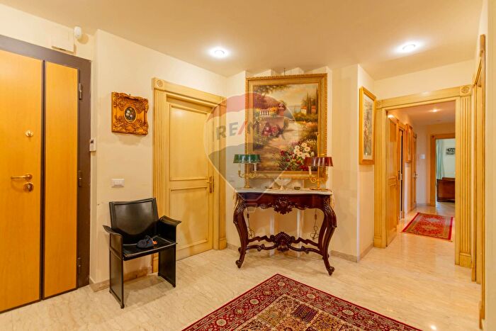 Appartamento quadrilocale in vendita in Via Vitantonio di Cagno, Bari