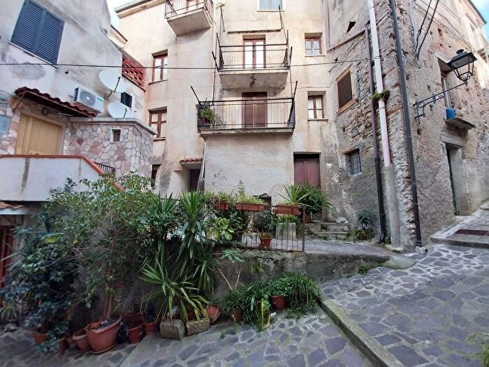 Appartamento con 5 locali in vendita in Cetraro