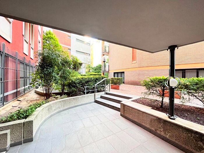 Appartamento trilocale in affitto in Beato Angelico, Città Studi, Milano