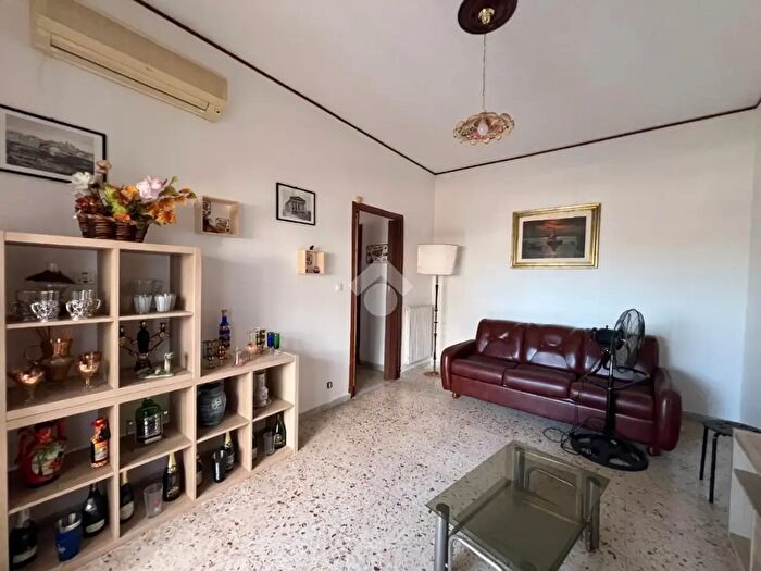 Appartamento trilocale in affitto in Via Agostino De Cosmi, Agrigento