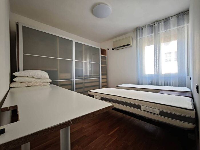 Appartamento trilocale in affitto in Via Milazzo, Marconi, Bologna