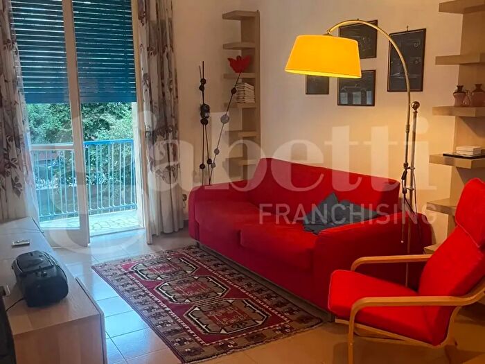 Appartamento trilocale in affitto in Via Gramsci, Avellino