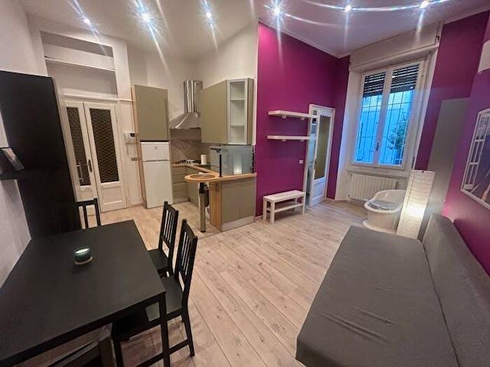 Appartamento trilocale in affitto in Via Enrico Tellini, Cenisio, Milano