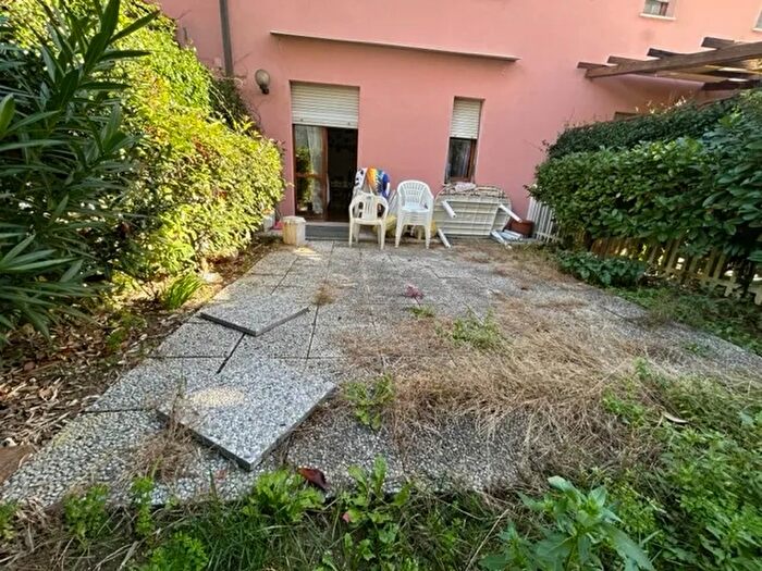 Casa quadrilocale in vendita in Via Friuli, Falconara Marittima