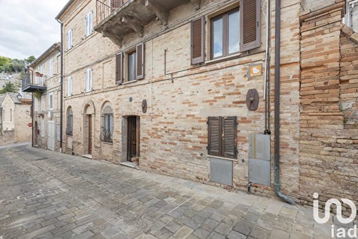 Appartamento bilocale in vendita in Via Cairoli, Montegiorgio