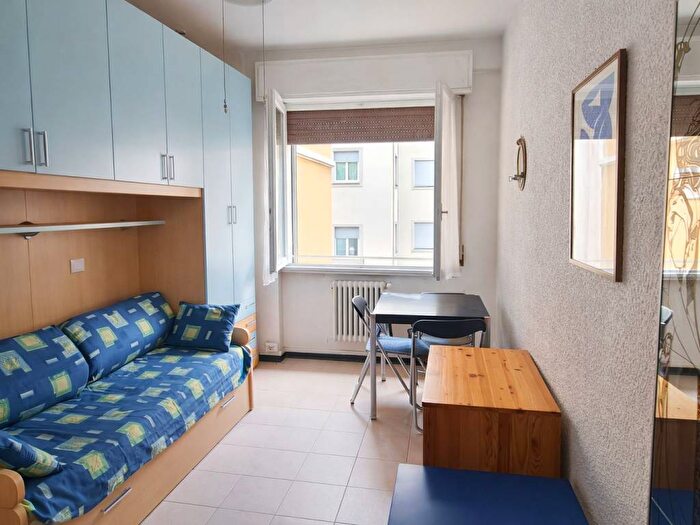 Appartamento monolocale in affitto in Via San Mansueto, Bocconi, Milano