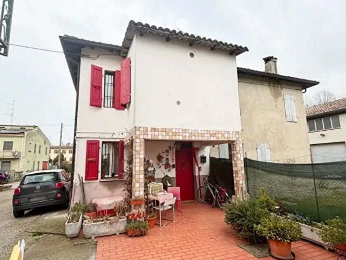 Appartamento trilocale in vendita in Strada Molino di Baganzola, Parma