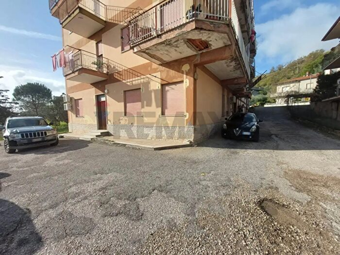 Casa con 6 locali in vendita in Santi Cosma E Damiano