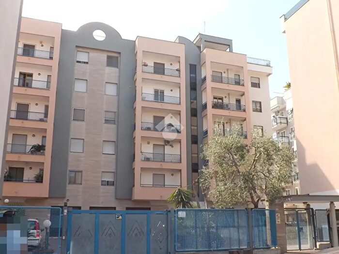 Appartamento quadrilocale in vendita in Viale V Calace, Bisceglie