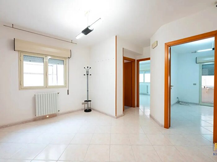 Appartamento quadrilocale in vendita in Via Gaeta, Vittoria