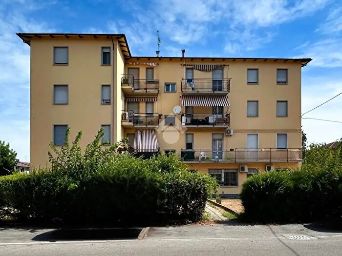 Appartamento trilocale in vendita in Via Schiassi Francesco, Molinella