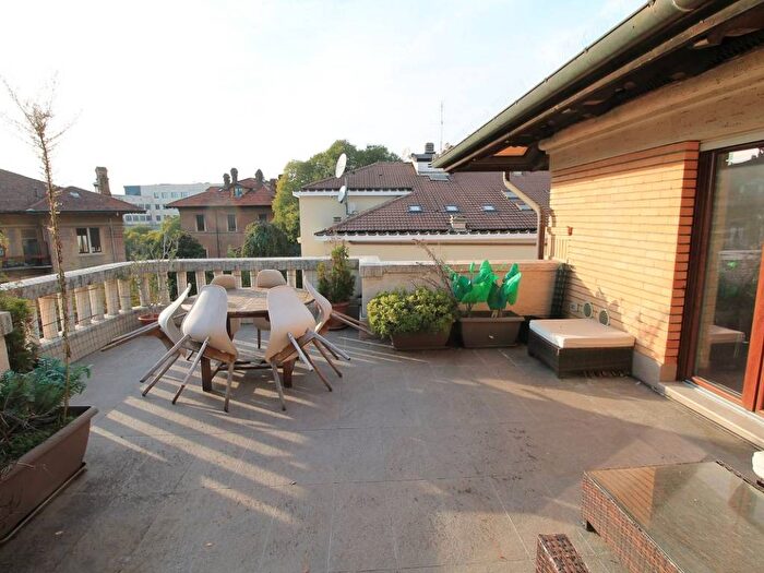 Appartamento quadrilocale in affitto in Crocetta, Torino