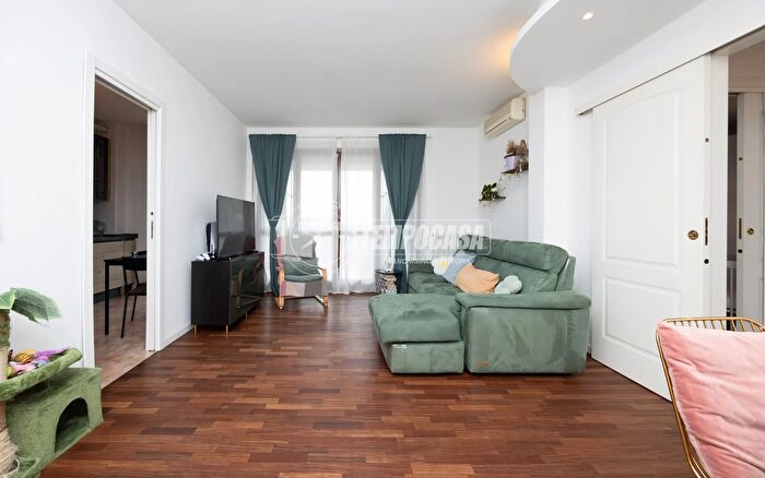 Appartamento trilocale in vendita in Via Michelangelo Buonarroti Casa C, Gorgonzola