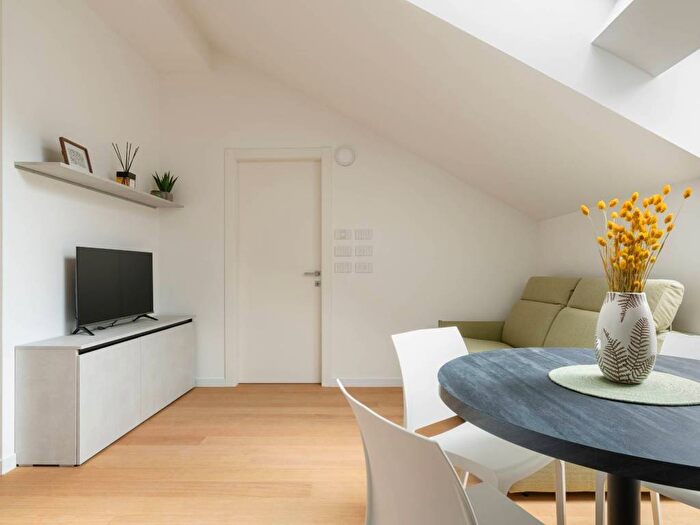 Casa bilocale in affitto in Via Errico Petrella, Buenos Aires, Milano