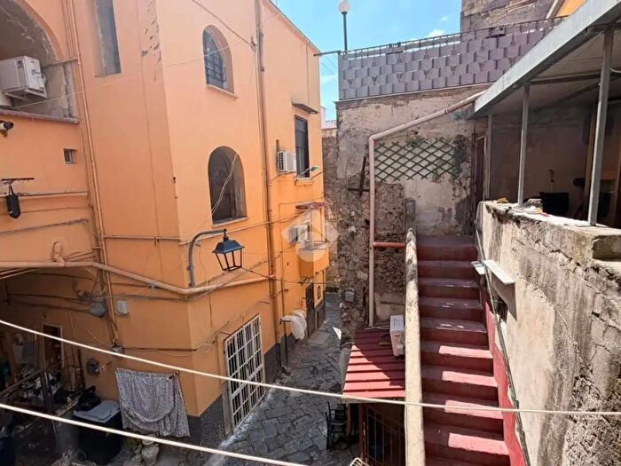 Appartamento trilocale in vendita in Vico Formisano, Ercolano
