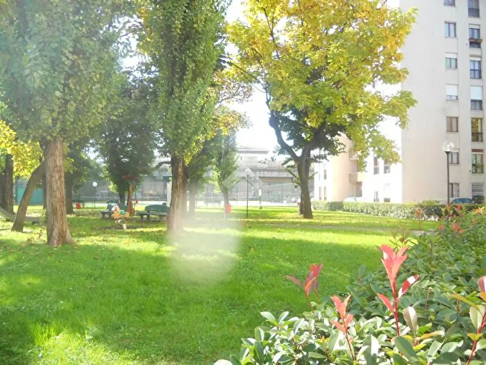 Appartamento trilocale in vendita in Via dei Valtorta, Milano