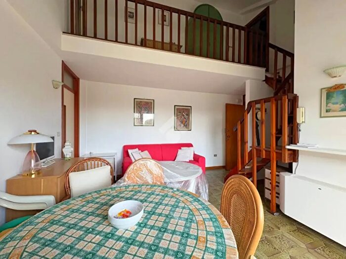 Appartamento trilocale in vendita in Via Leonardo da Vinci, Silvi