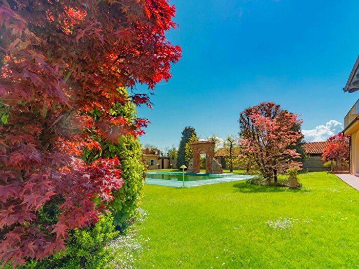 Casa con 6 locali in affitto in Regione Bastonata, Centallo